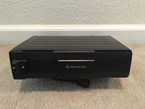 Mercedes benz 6 cd disc changer - fiber optic mc3198 - a0028207989 - mag inside