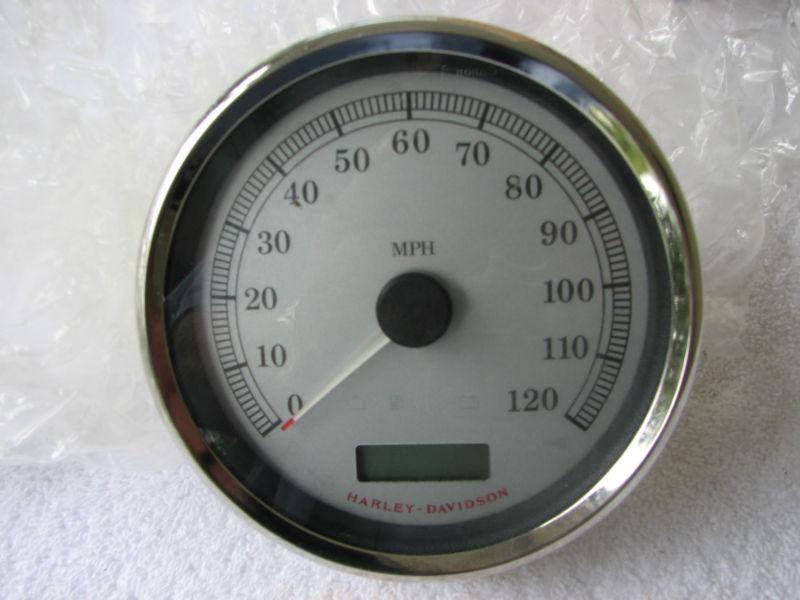 Find Harley Davidson speedometer fits Road King,Sportster, LoBoy in