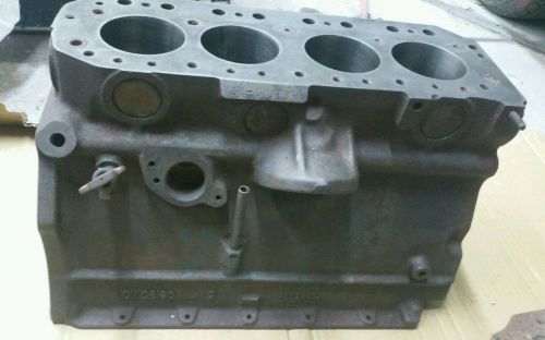 1962 datsun l 320 e1 engine block and pistons with rods