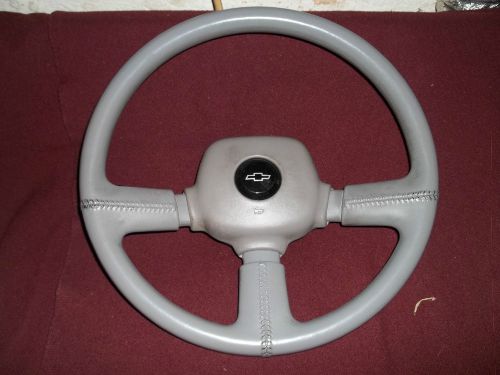 Gm steering wheel grey