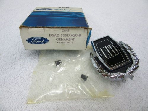 Nos 1975 1976 1977 1978 ford ltd outside roof side ornament d5az-53517a20  dp