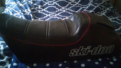 Skidoo seat