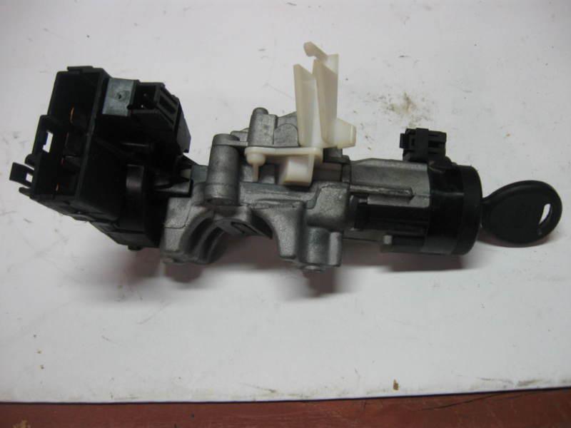 99 plymouth voyager  ignition lock, tumbler, switch  w/key