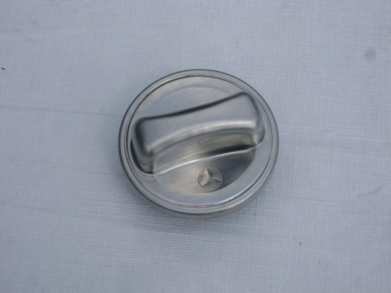  mercedes benz fuel gas cap (from 1986 560 sel)