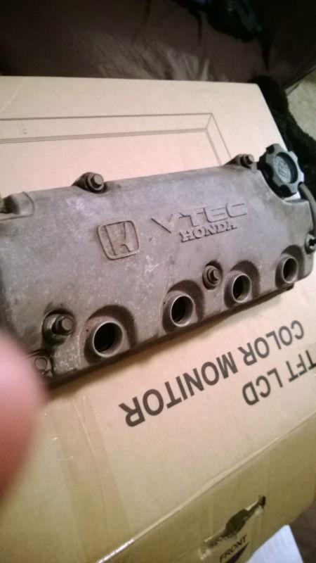 1995 honda civic ex 2dr d16z6 sohc vtec valve cover 