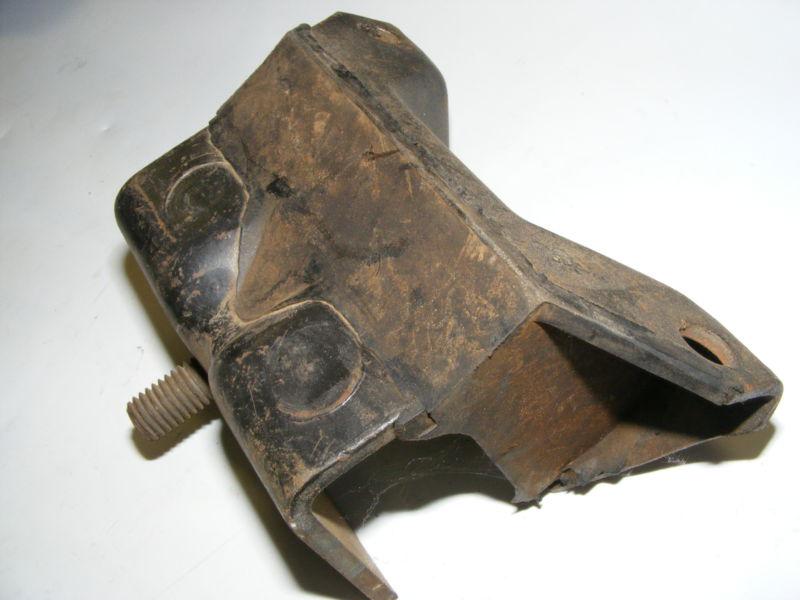 1961 62 FORD PASSENGER 223 MOTOR MOUNT RH NOS NEW C1AZ-6038-B, US $39.99, image 2
