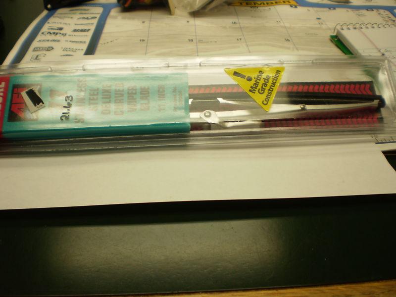 Windshield wiper blade ss 11 in curved marine grade   bin66