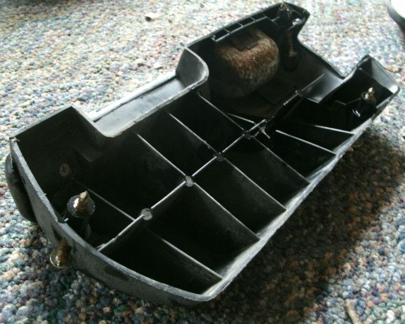 1970 70 71 72 Chevy Chevelle 4 Door Arm Rest armrest Ashtray Pad Housing RH OEM , US $14.99, image 7