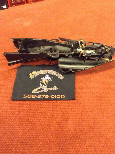 2004 2005 2006 yamaha yzf r1 subframe, battery box, black undertail rear tail 