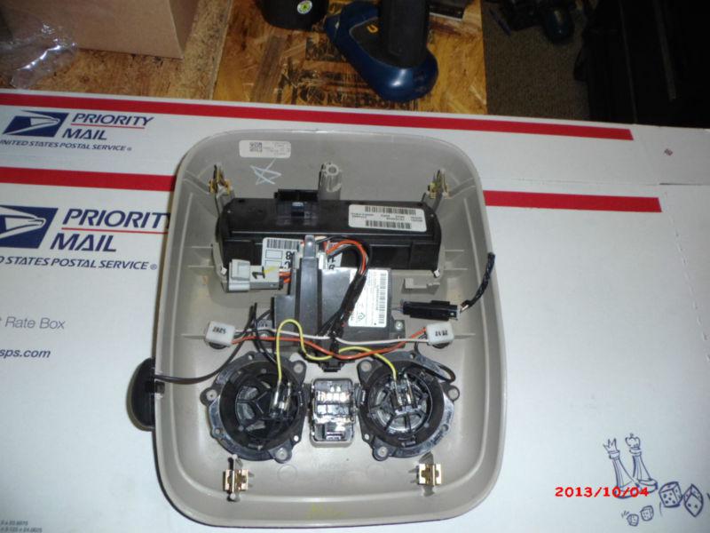 OVERHEAD CONSOLE Rear Climate / Sunroof Control, 2003-06 TAHOE ,YUKON, SUBURBAN, US $25.00, image 2