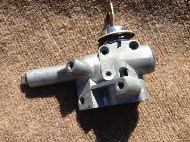 Mercedes w115 w108 w 109 ignition lock and key 200 250s