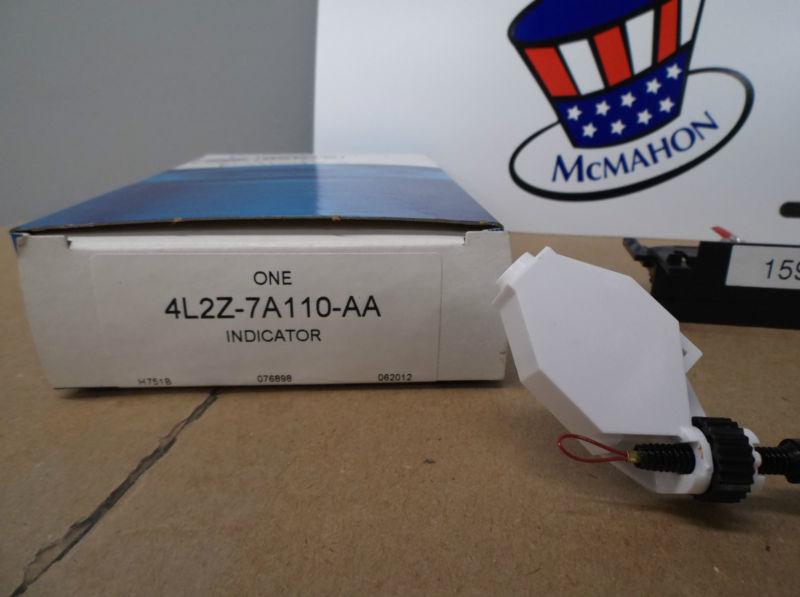 2001-05 explorer/mountaineer or 03-06 expedition genuine a/t shift indicator