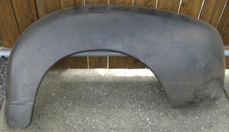 1947 - 1955  chevy 3100 1st series suburban carryall fenders