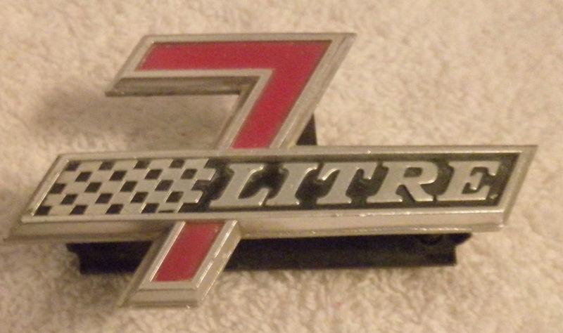 Ford 1966  7 liter grille ornament