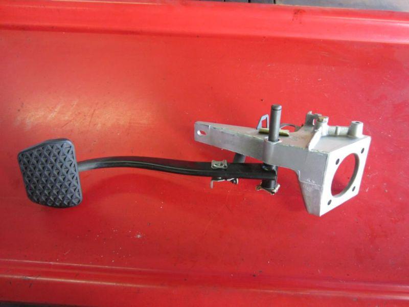 Find BMW E36 318i 325i 328i M3 BRAKE PEDAL ASSEMBLY WITH BRAKE LIGHT