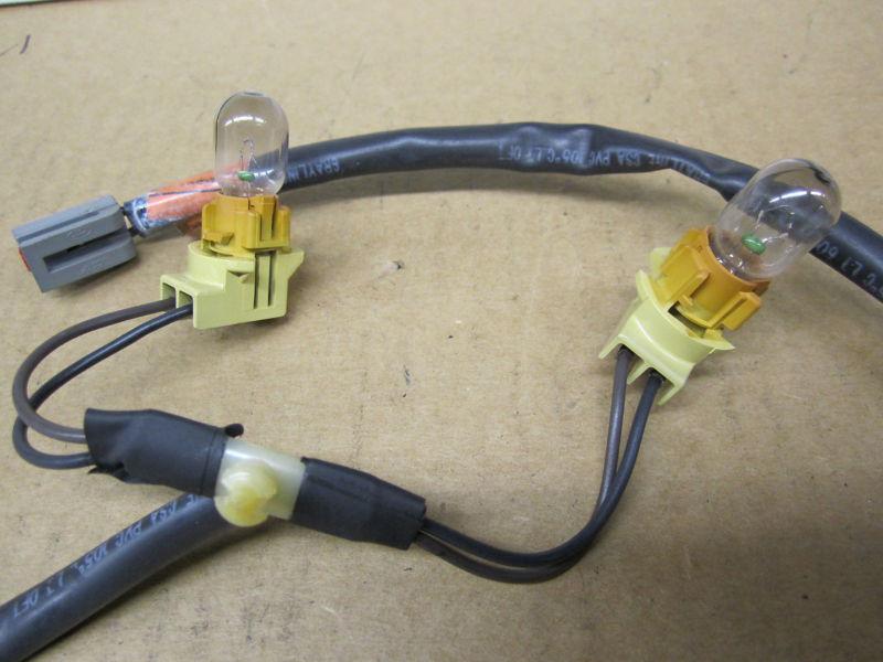 Find LINCOLN MARK VII THIRD BRAKE LIGHT HARNESS w/ LAMP SOCKETS