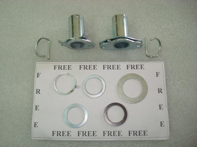 Vintage vespa gear & throttle pulley set  24 mm tube with lock & washers .