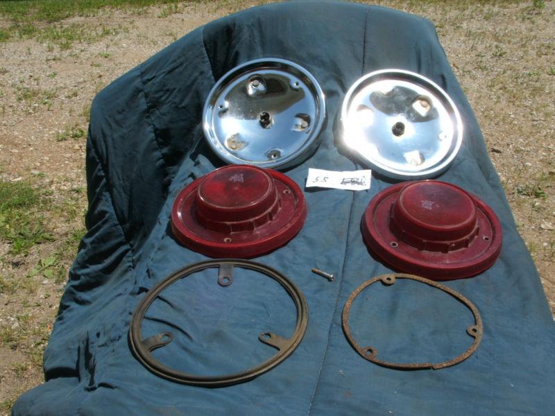 1956 ford thunderbird tail light housing and lens