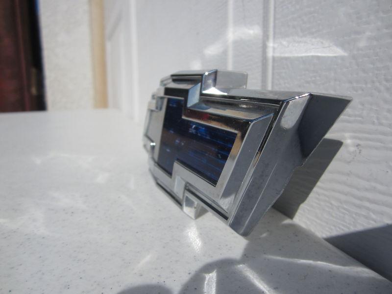 1971 - 1972 Chevy Pickup Truck Grille Emblem Cheyenne Blazer Suburban Original , US $0.99, image 6