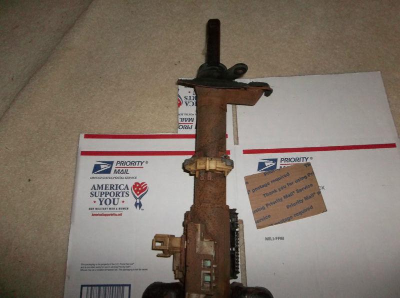 Sell GM TILT STEERING COLUMN FOR 788? GBODY in Mount Vernon, Ohio, US