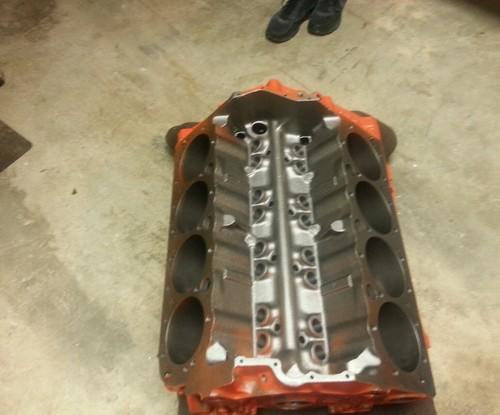 Small block 350 chevy 010 block (4 bolt main)