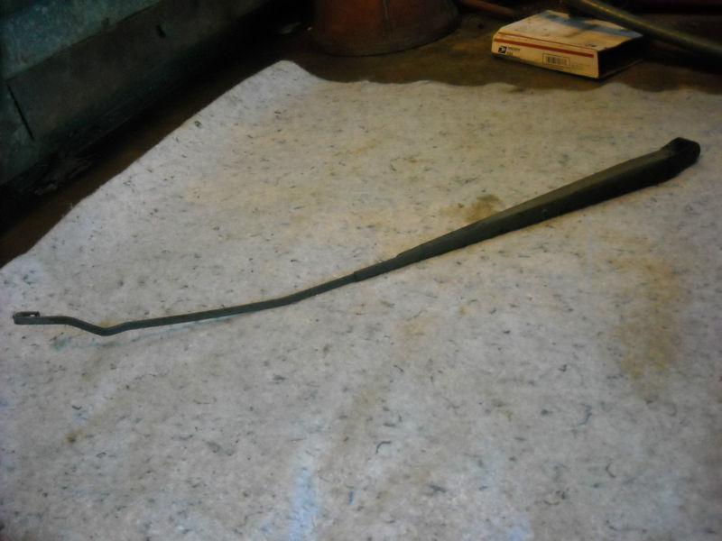 00 ford windstar front wiper arm r/h