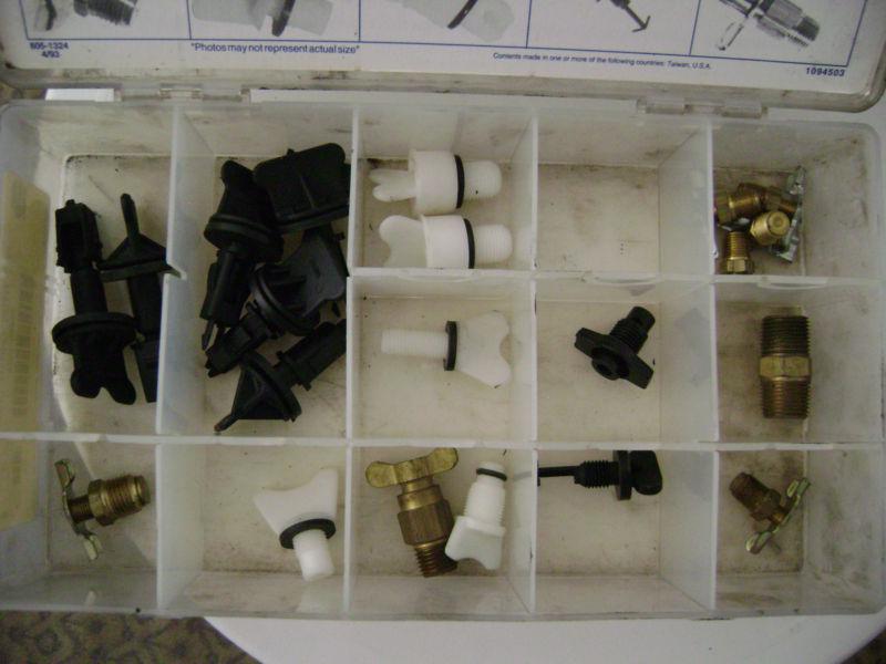 Sell NAPA Radiator Drain Cock Kit 6051324 in Schaumburg, Illinois, US