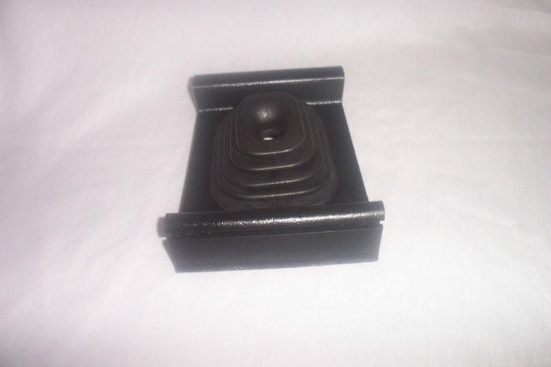 Bmw e-30 5-spd gear shift surround and rubber gaitor excellent used condition!!!