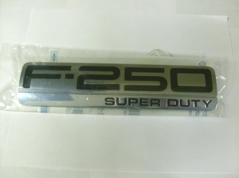 2005 2006 2007 ford f250 super duty tail gate emblem new oem 5c3z 9942528 da