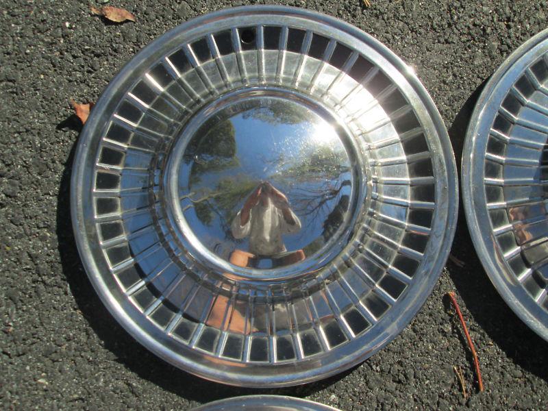 Sell 1961 FORD GALAXIE HUBCAPS in Oradell, New Jersey, US, for US 145.00
