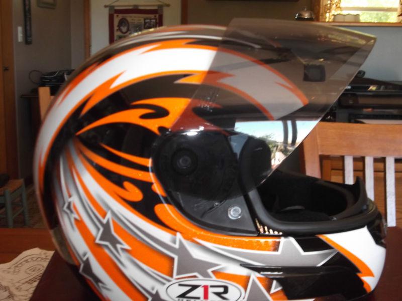 Full face  z1r motorcycle / snowmobile / atv helmet barely used l