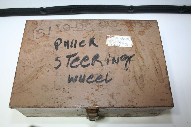 ROCO Steering wheel puller Used showing little or no use NSN 5120-00-620-0020, US $49.99, image 4