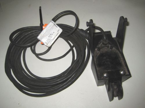 Airmar 31-417-1-21 50/200khz p65 transducer with speed wheel garmin