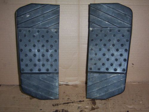 Yamaha vmax-4 750 1992 passenger footrest