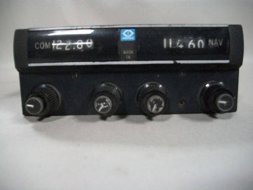 Narco avionics mark 16 nav com aircraft radio transceiver