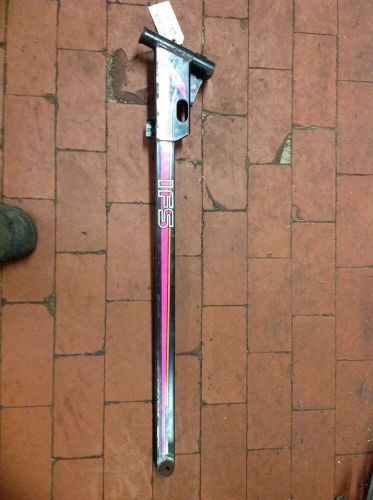 Left side trailing arm for a 96 xcr 600 part number 1822205