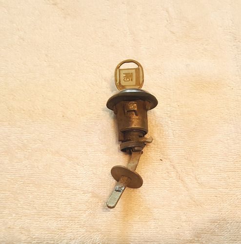 Vintage gm cadillac door lock and key