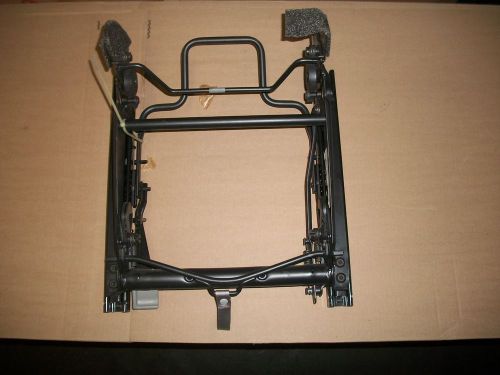 Gm riser 12459628 asm, r/seat w/adjr