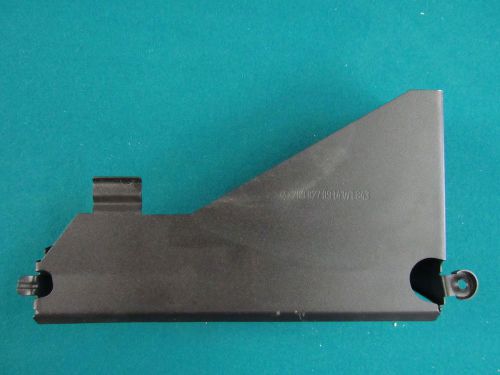 Mercedes benz a 209 827 09 14 wt 843 cd changer mounting bracket oem