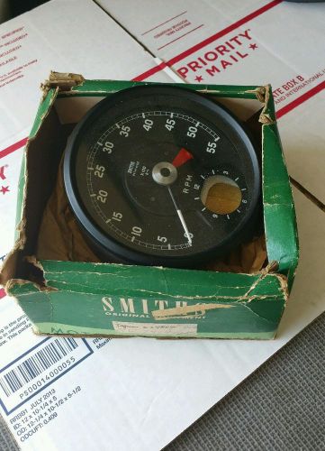1965 jaguar smiths oem old new stock  tachometer , excellent condition ,  smiths