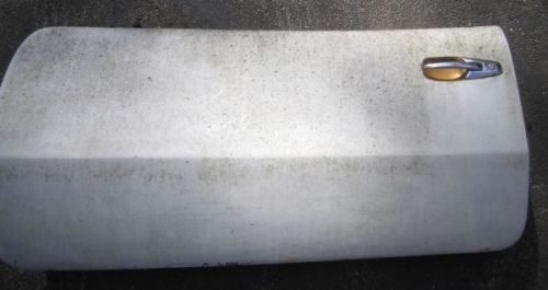 Avanti driver side door w/exterior handle. 1972 and many newer.