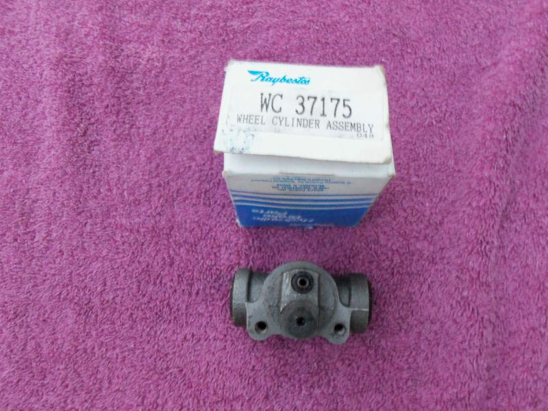 Nos raybestos wheel cylinder  1971-75 vega 1975 astre  monza skyhawk starfire  