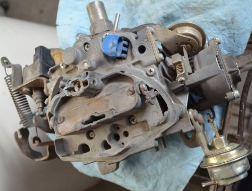 Carburetor 198? general motors v6. carb # 17082192   194b1