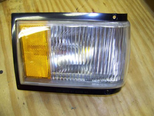Cadillac new corner lamp right deville fleetwood commercial touring 1987 1988