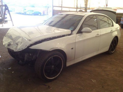 Info-gps-tv screen fits 06-09 bmw 550i 2439963