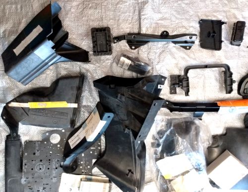 BMW Parts LARGE LOT Supports/Weatherstripping/Covers/Trim/Panels/Tape OEM New, US $47.99, image 5