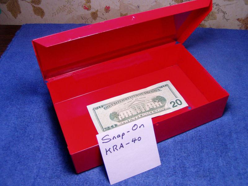 Snap-on tool box  small vintage utility storage box   kra-40  red 