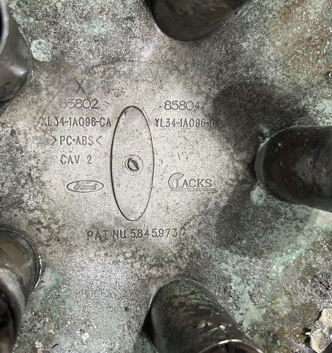 ✅97-03 Ford F150 Expedition Center Cap P:N YL34-1A096-GB XL34-1A096-CA, US $19.99, image 3