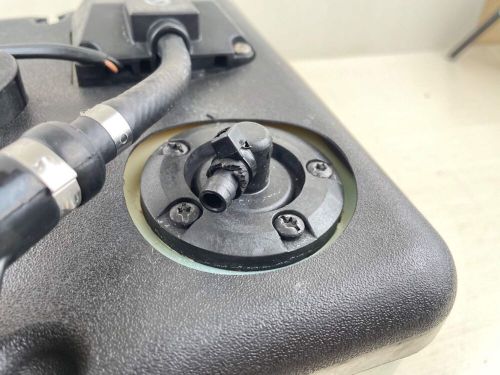 Johnson Evinrude 2 Stroke Outboard Oil Supply Tank W/ Return 1.8 Gallons, US $87.95, image 6