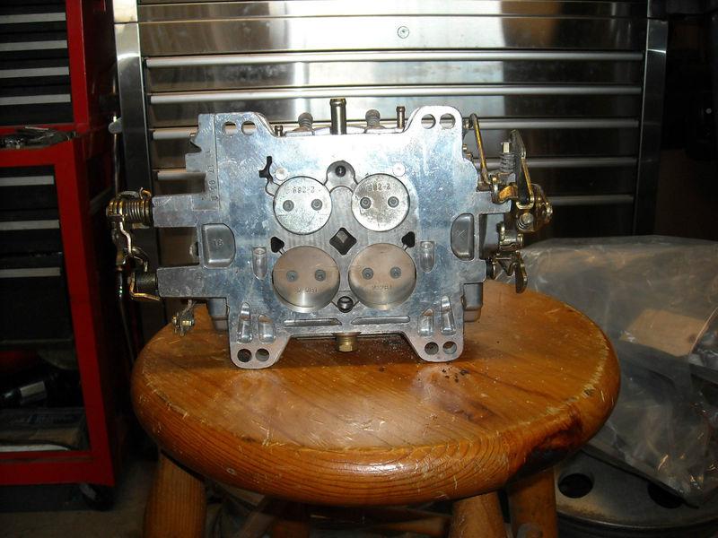 Edelbrock carburator 600CFM, US $75.00, image 2